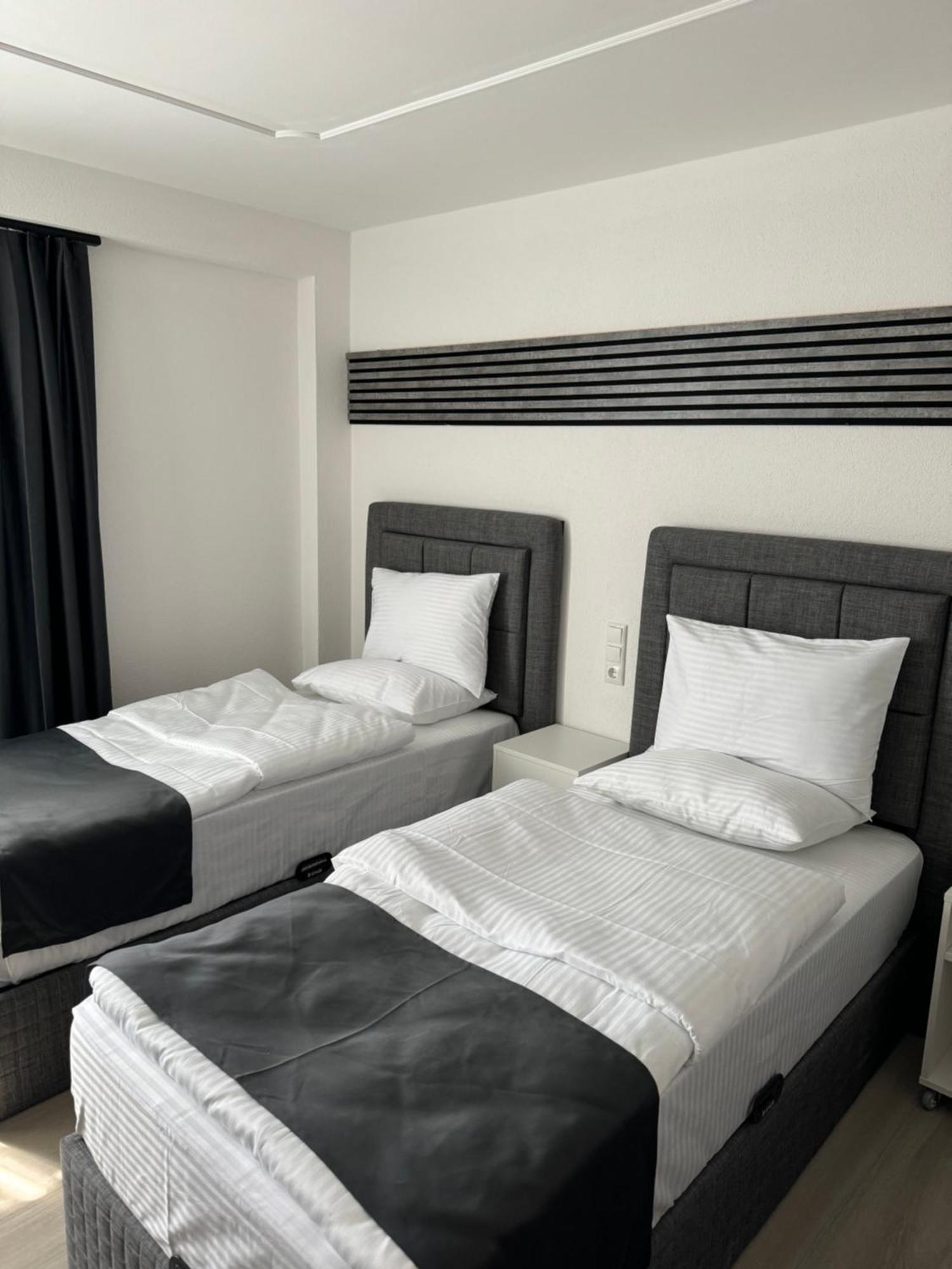 Dido Diamond Hotel Dietzenbach Buitenkant foto